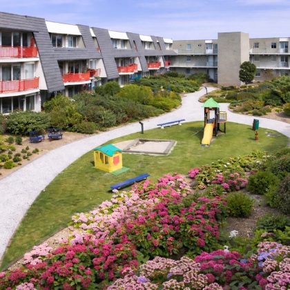 Amelander Paradijs Terrasse und Garten