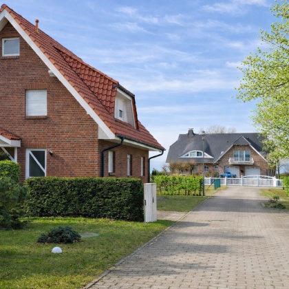 Ferienwohnungen Wiek